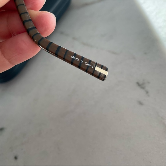 FCUK glasses frames - Picture 4 of 5